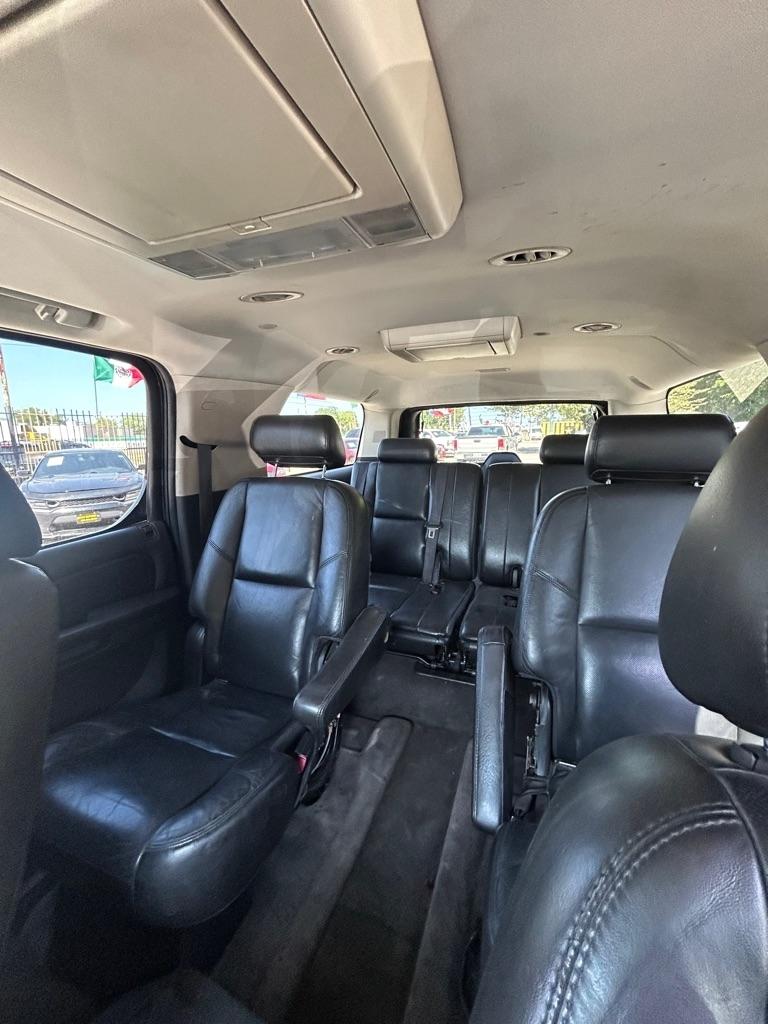 Cadillac Escalade  2010
