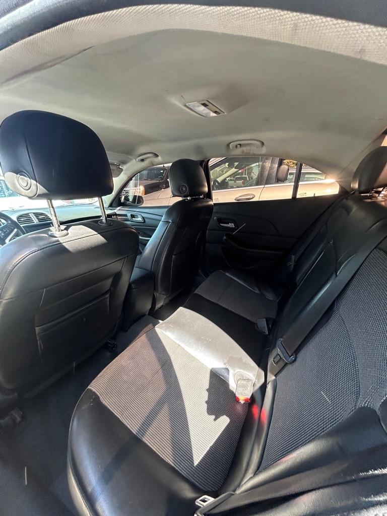 Cadillac Escalade  2010