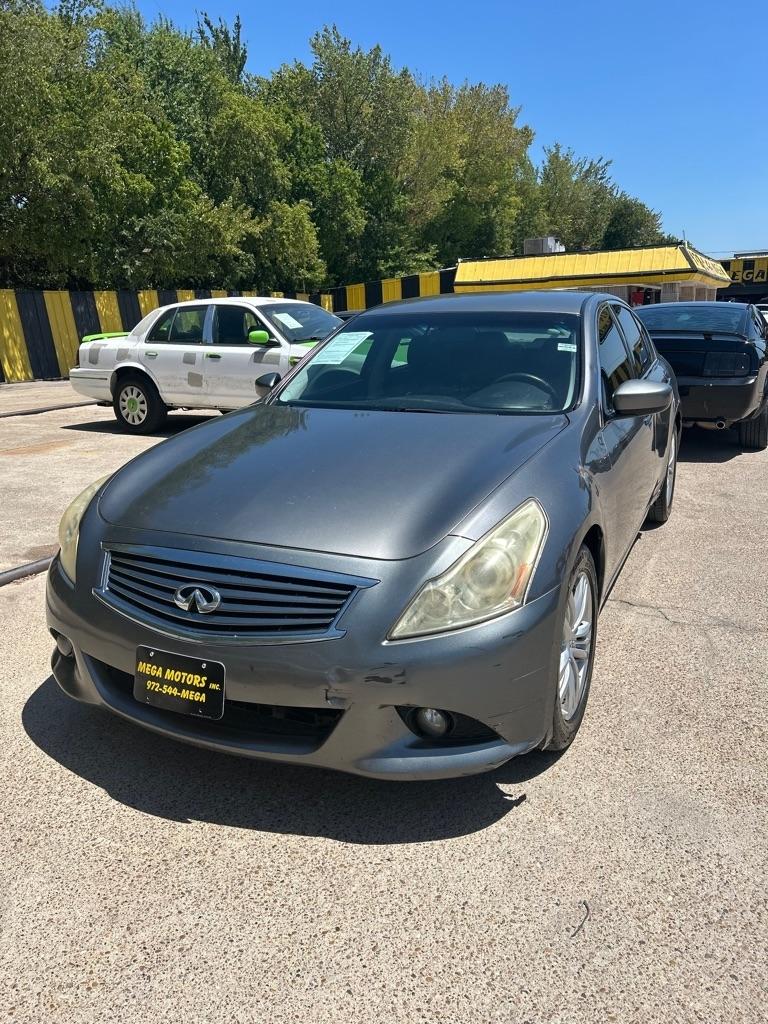 Infiniti G Sedan  2012