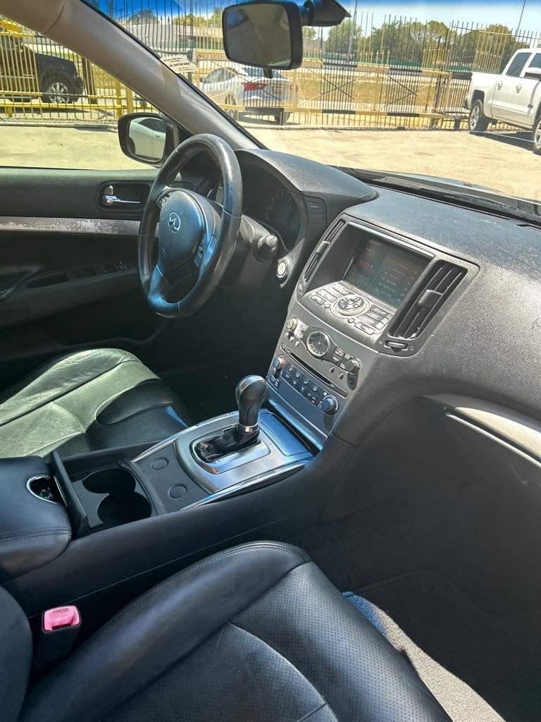 Infiniti G Sedan  2012