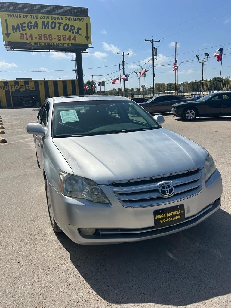 Toyota Avalon  2007