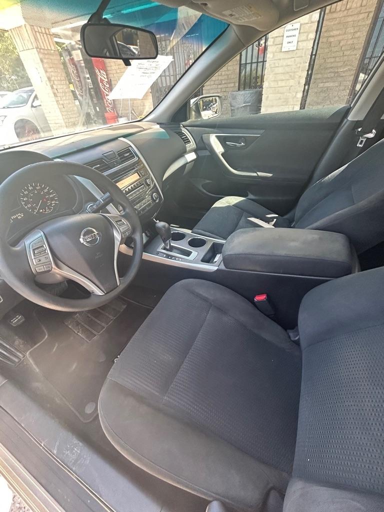 Nissan Altima  2015
