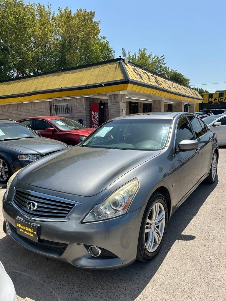Infiniti Q40  2015