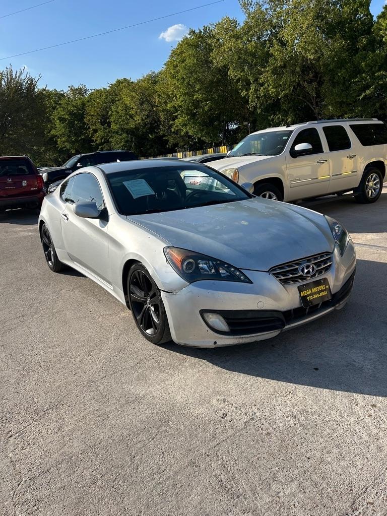 Hyundai Genesis Coupe  2012