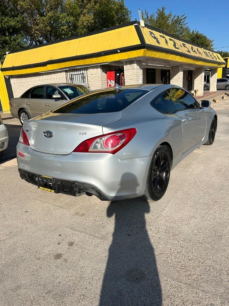 Hyundai Genesis Coupe  2012