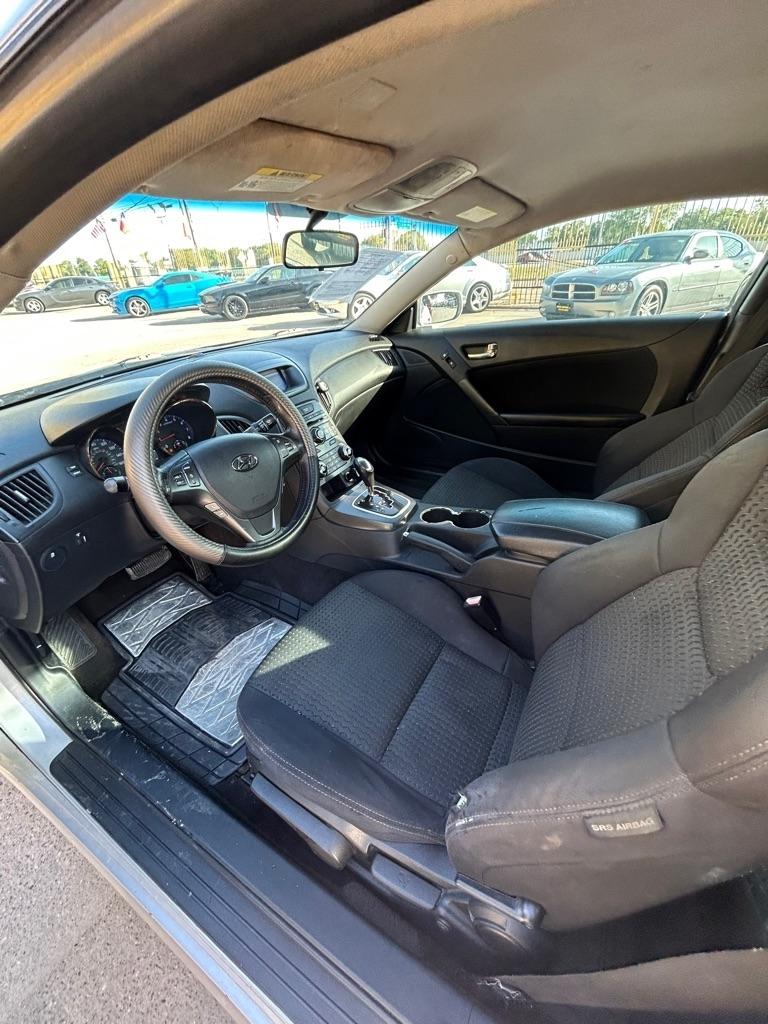 Hyundai Genesis Coupe  2012