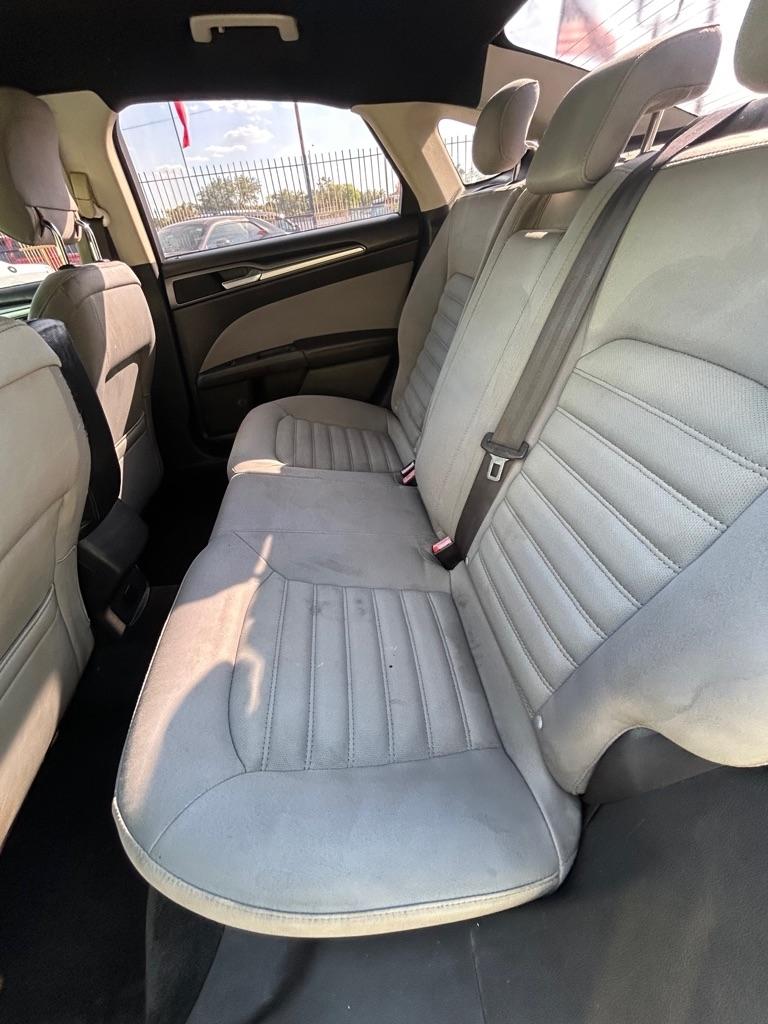 Ford Fusion  2013
