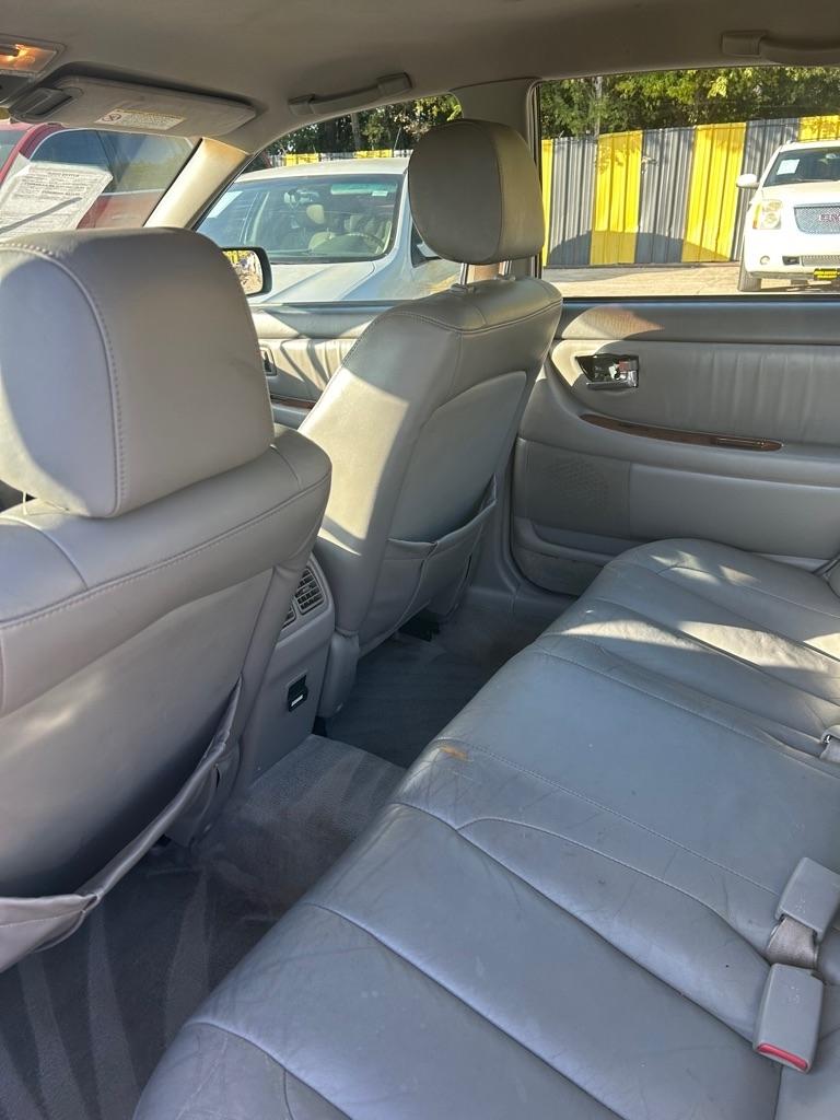 Toyota Avalon  2003