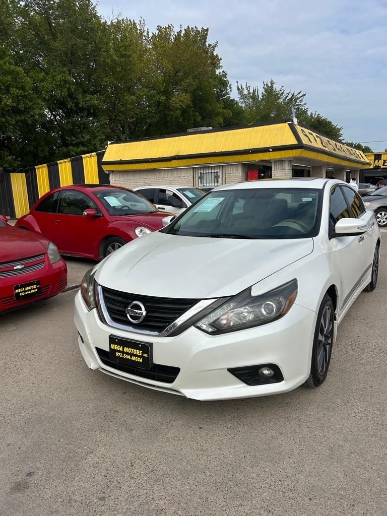 Nissan Altima  2016