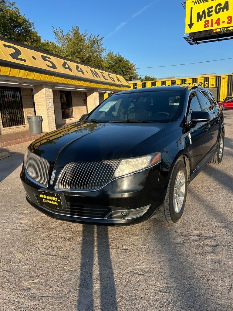 Lincoln MKT  2014