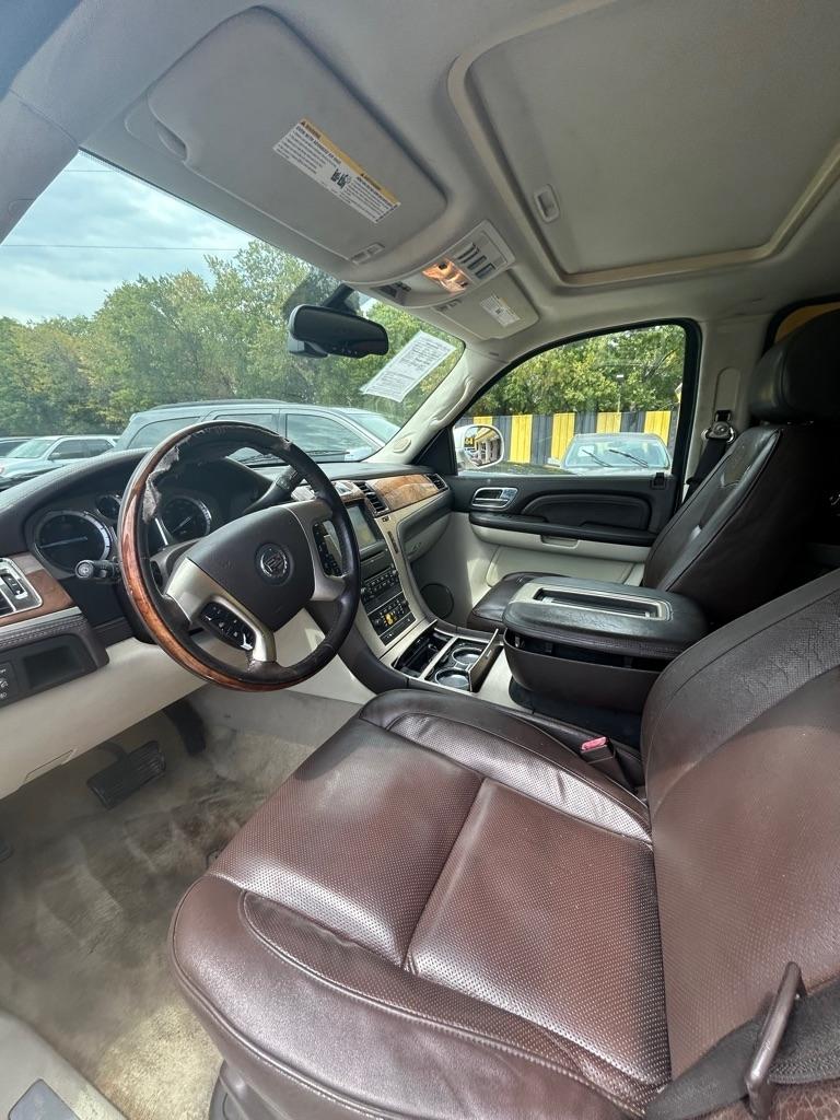 Cadillac Escalade  2009