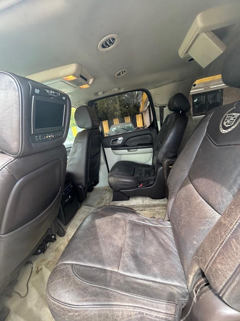 Cadillac Escalade  2009