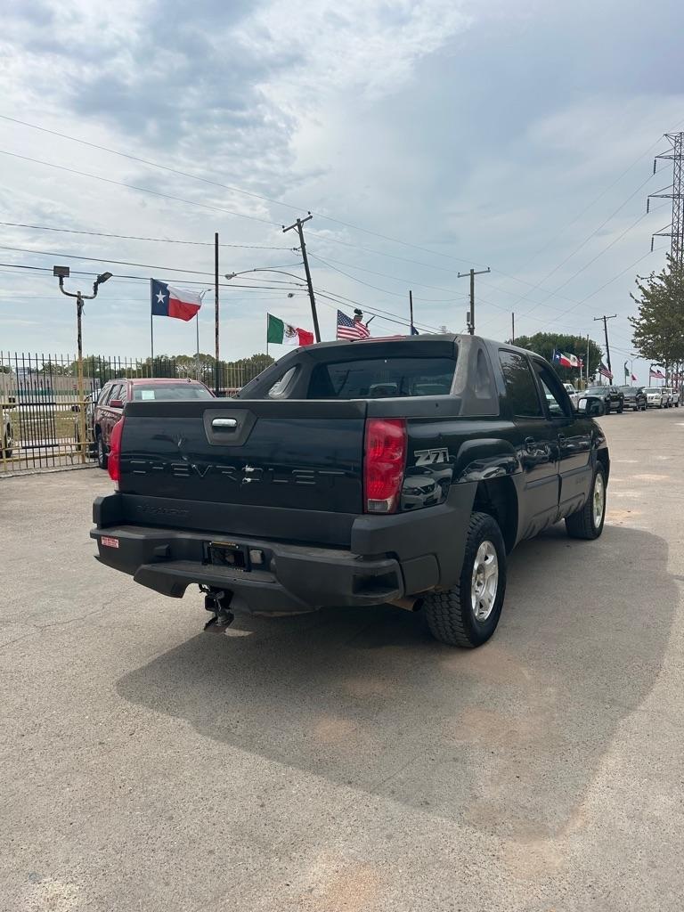 Chevrolet Avalanche  2003