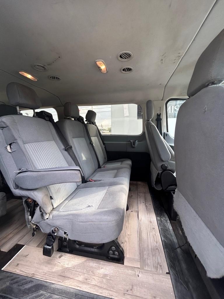 Ford Transit  2015