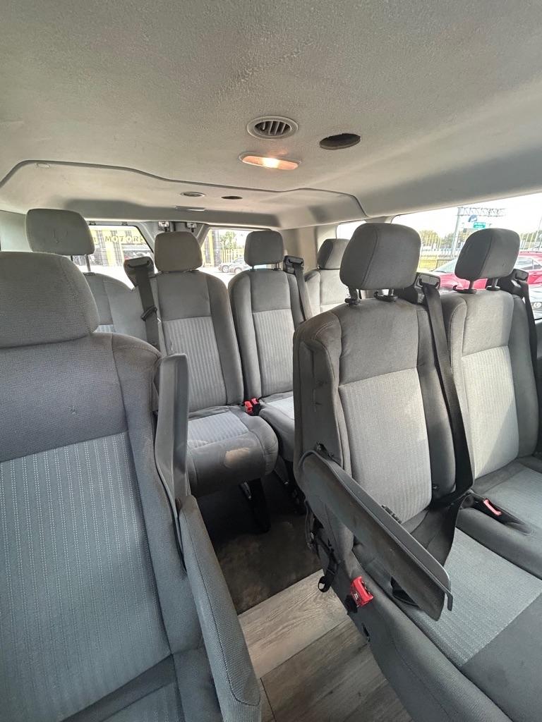 Ford Transit  2015