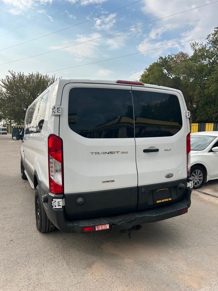 Ford Transit  2015