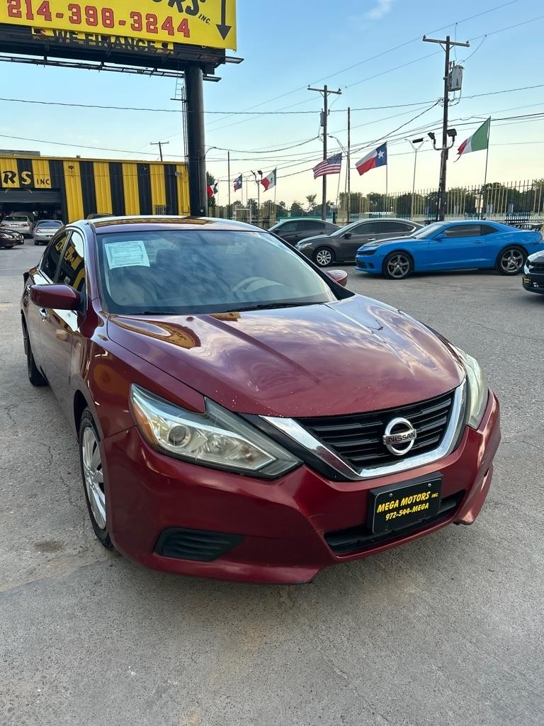 Nissan Altima  2016