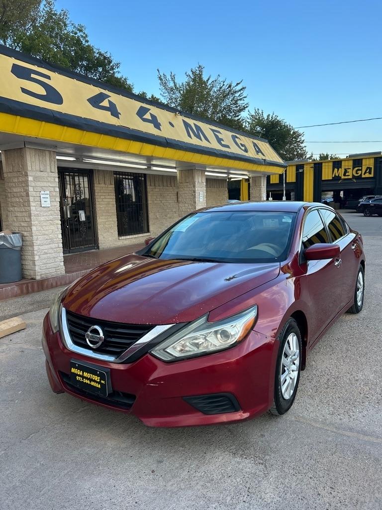 Nissan Altima  2016