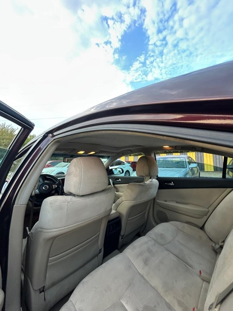 Nissan Maxima  2014