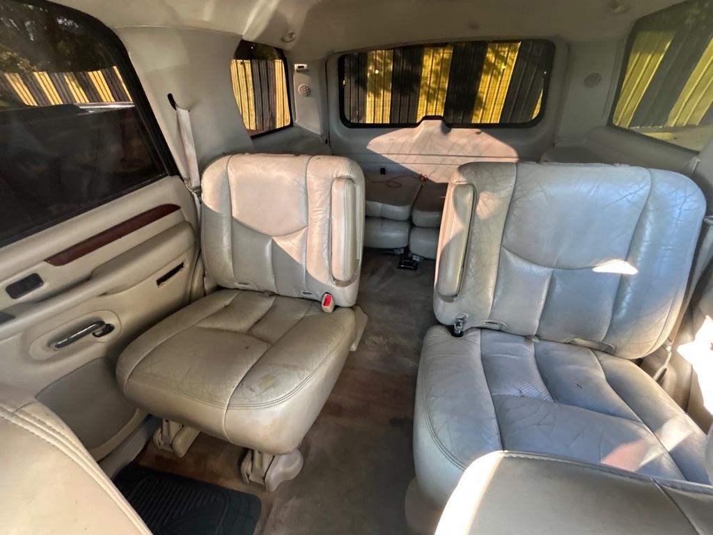 Cadillac Escalade  2005