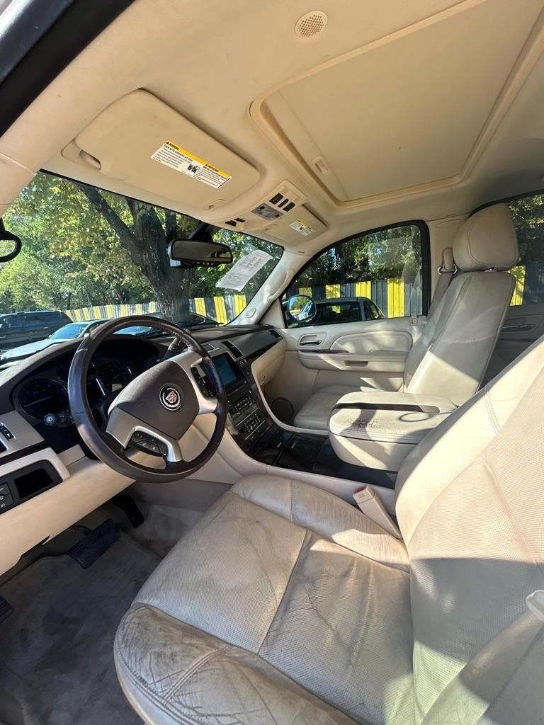 Cadillac Escalade  2008