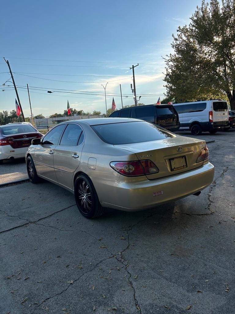 Lexus ES 330  2004
