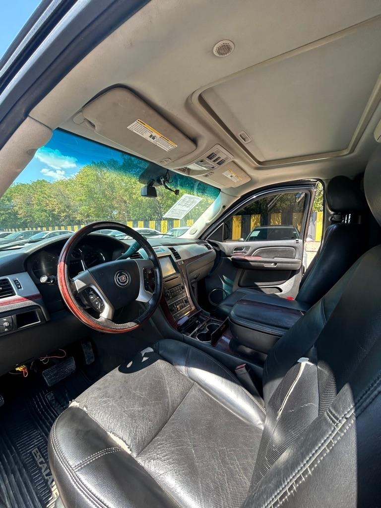 Cadillac Escalade  2008