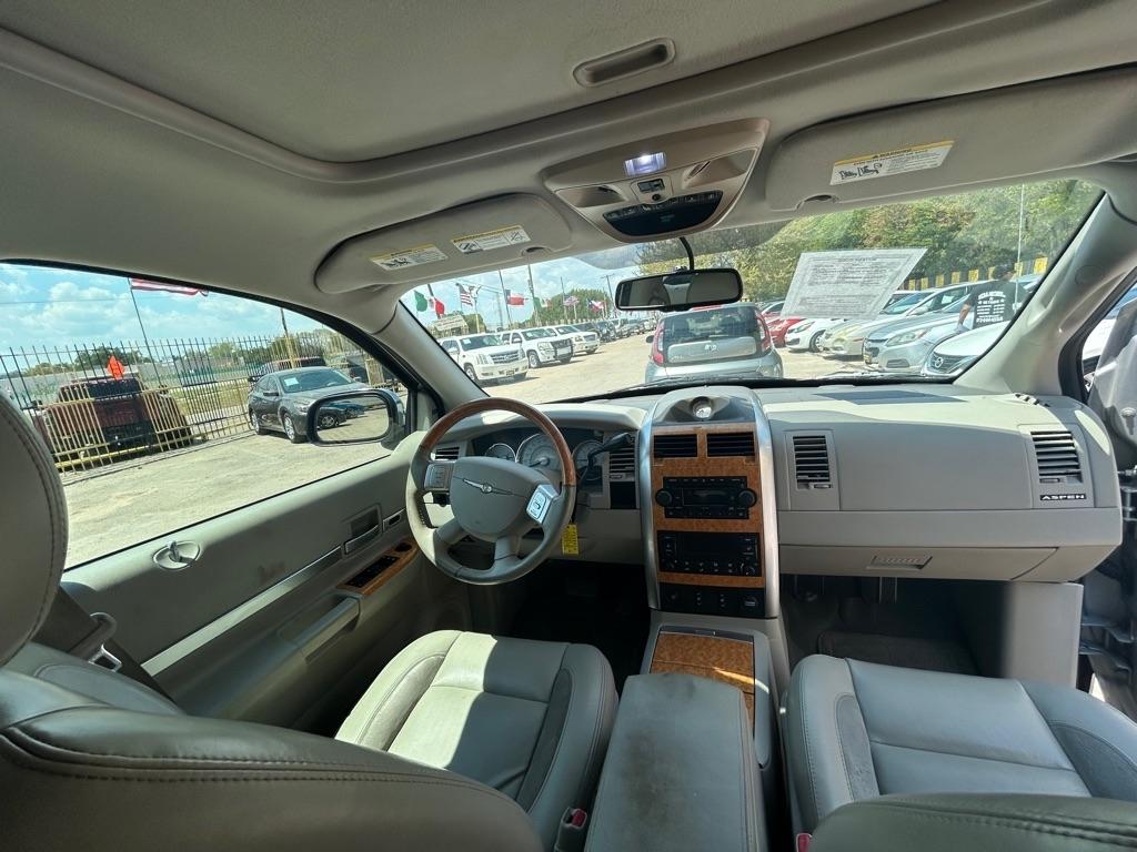 Chrysler Aspen  2007