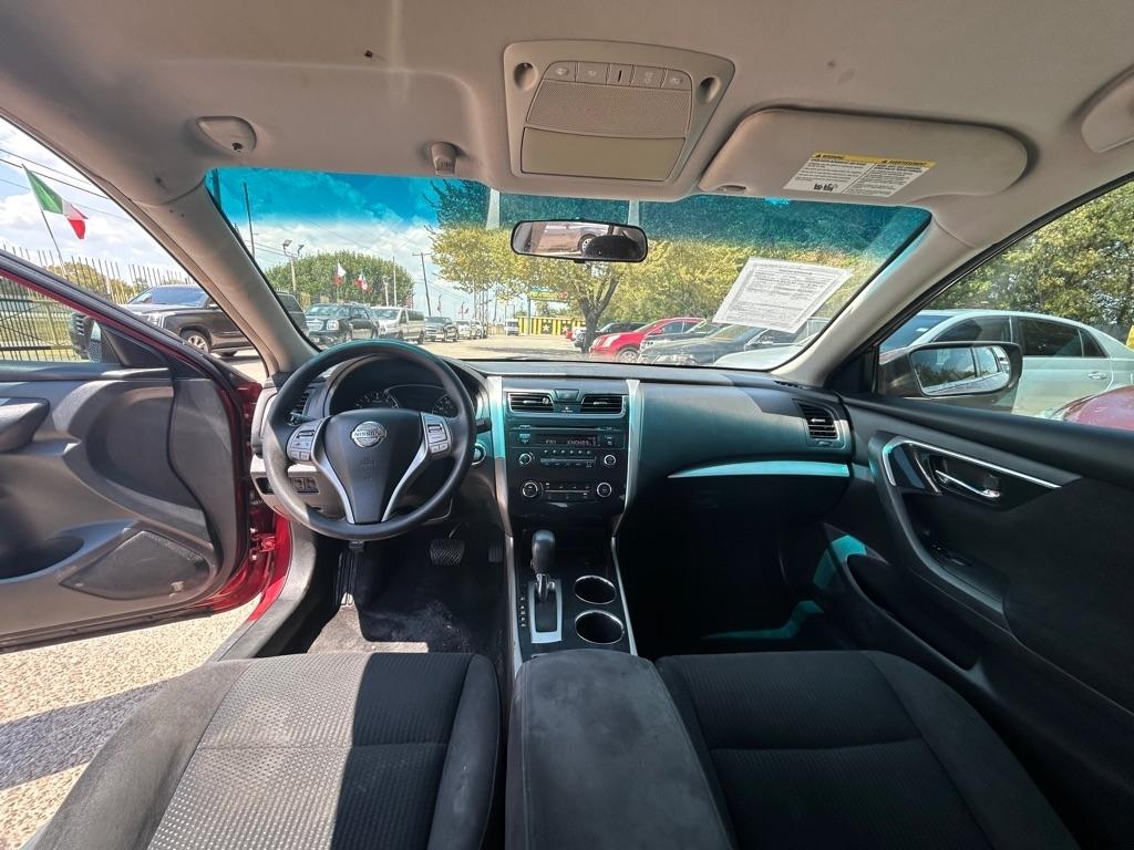 Nissan Altima  2014