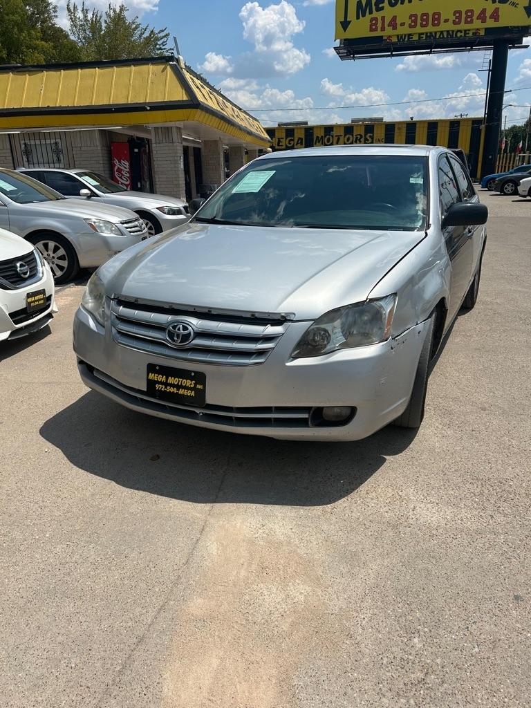 Toyota Avalon  2007