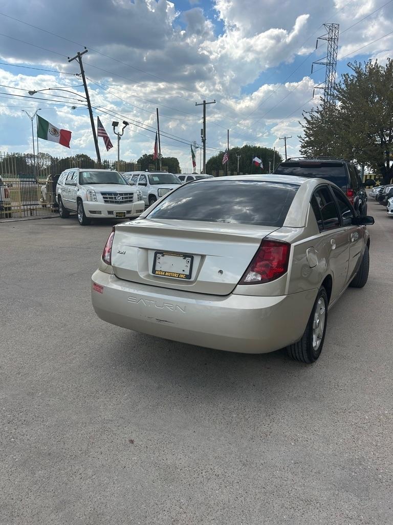 Saturn ION  2005