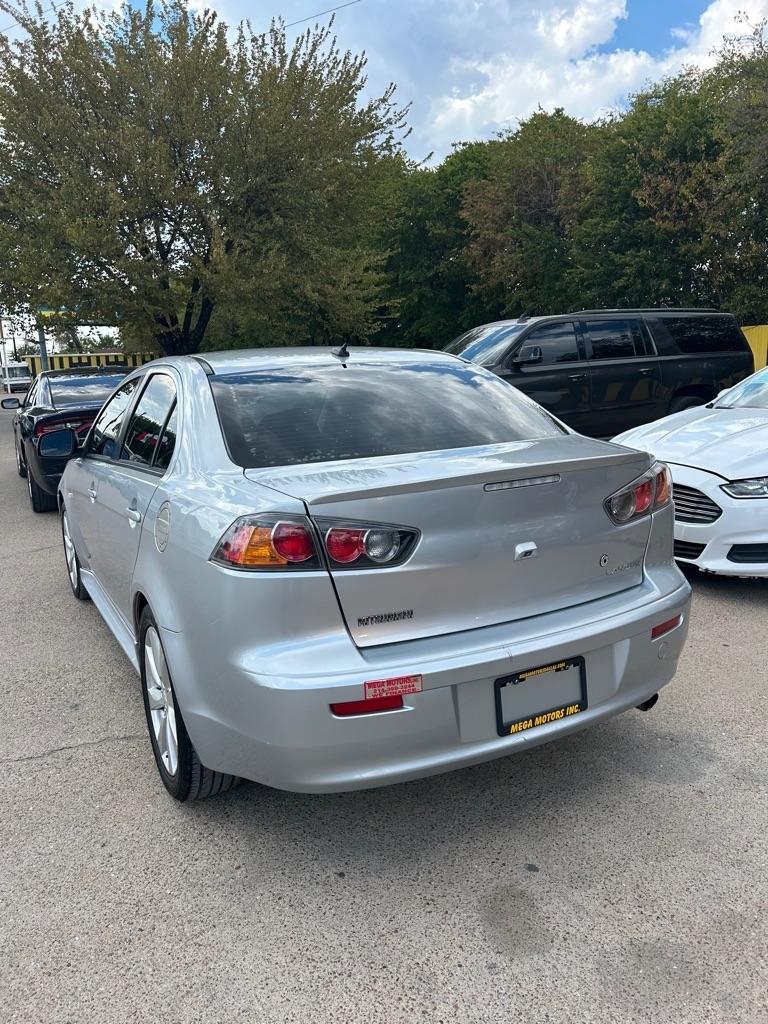 Mitsubishi Lancer  2012