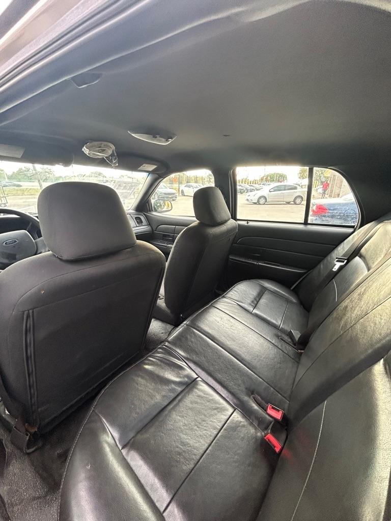 Ford Crown Victoria  2007