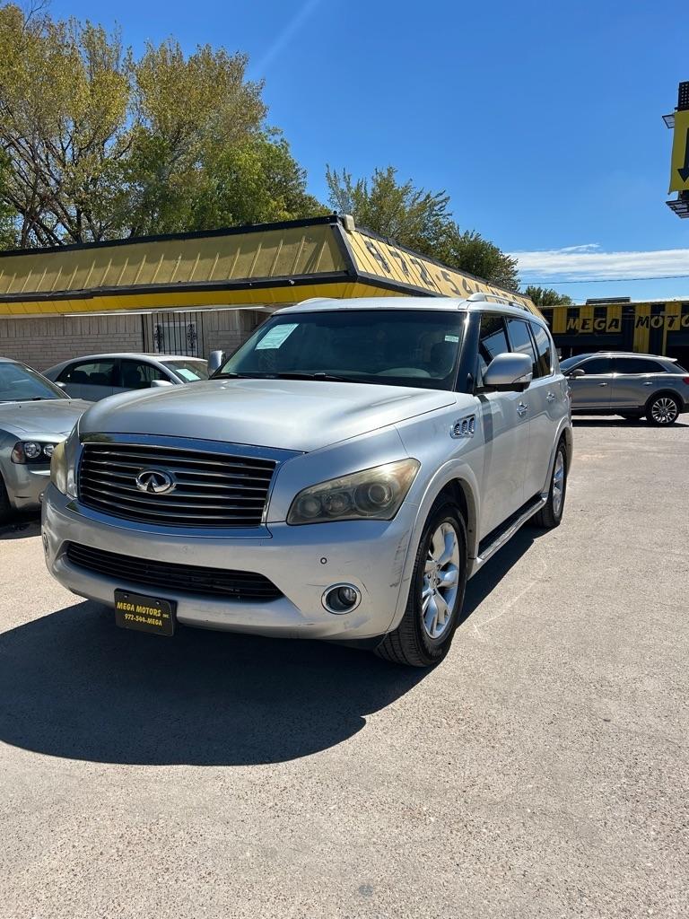 Infiniti QX56  2011