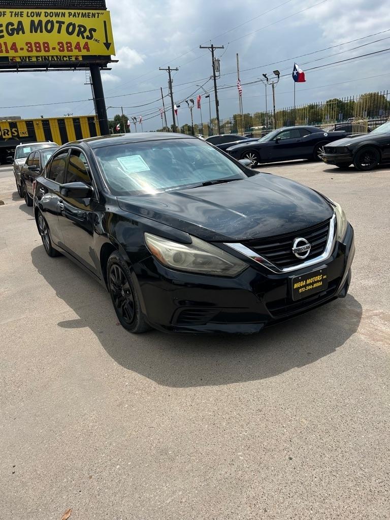 Nissan Altima  2016
