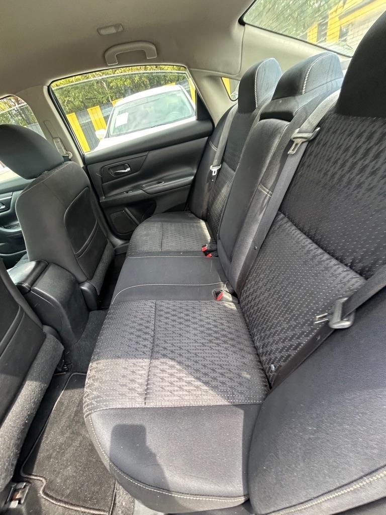 Nissan Altima  2016