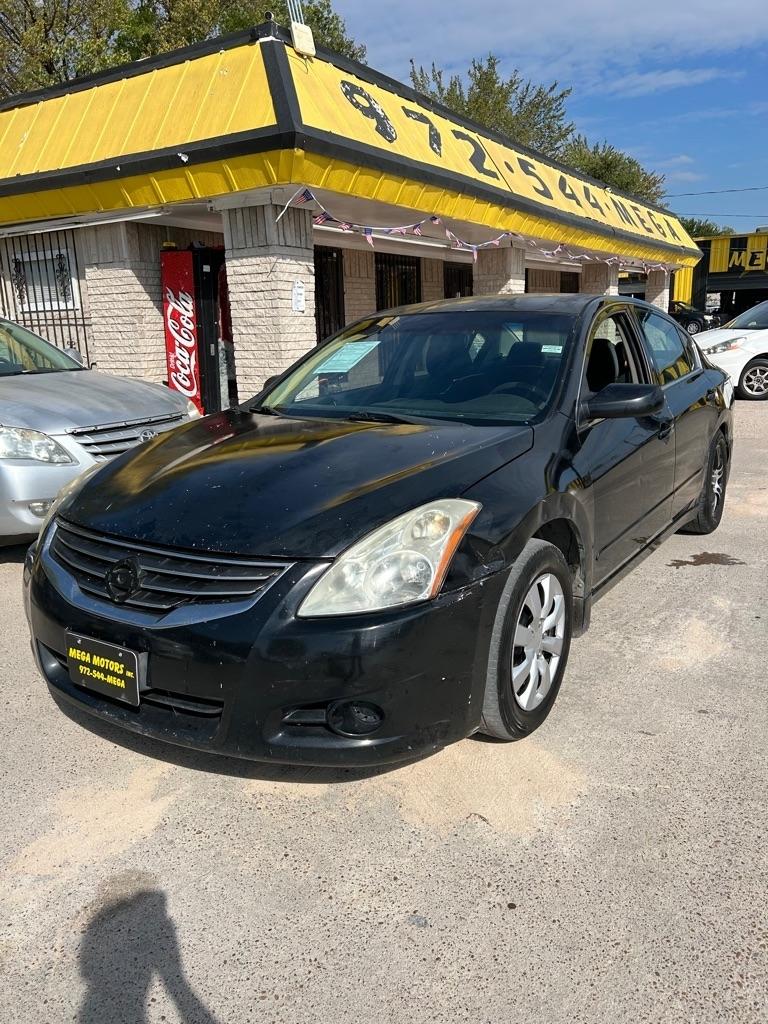 Nissan Altima  2012