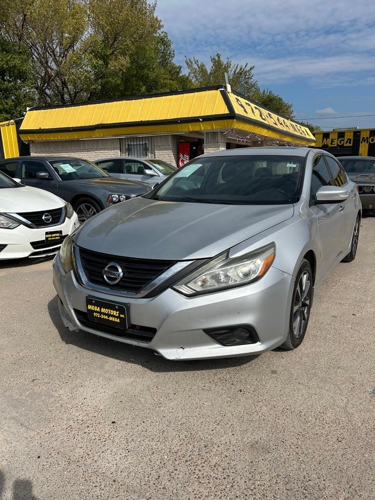 Nissan Altima  2016