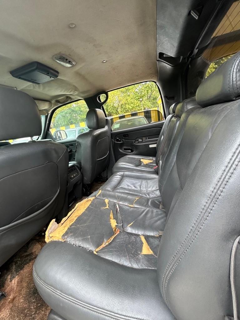 Chevrolet Avalanche  2003
