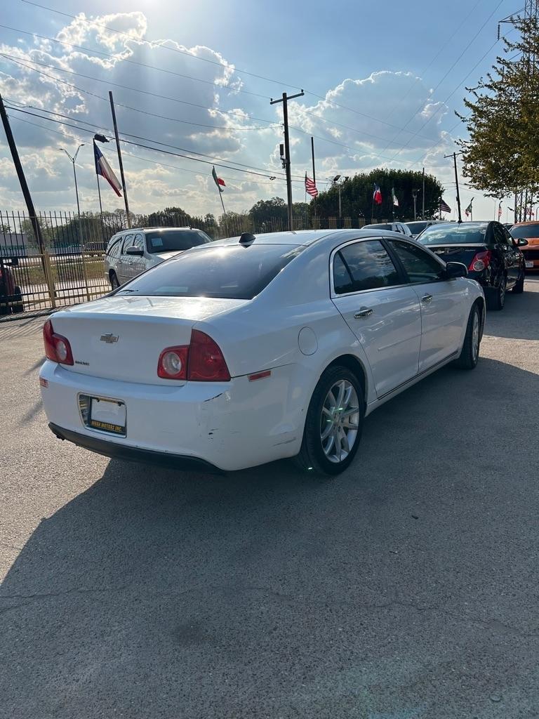 Chevrolet Malibu  2012