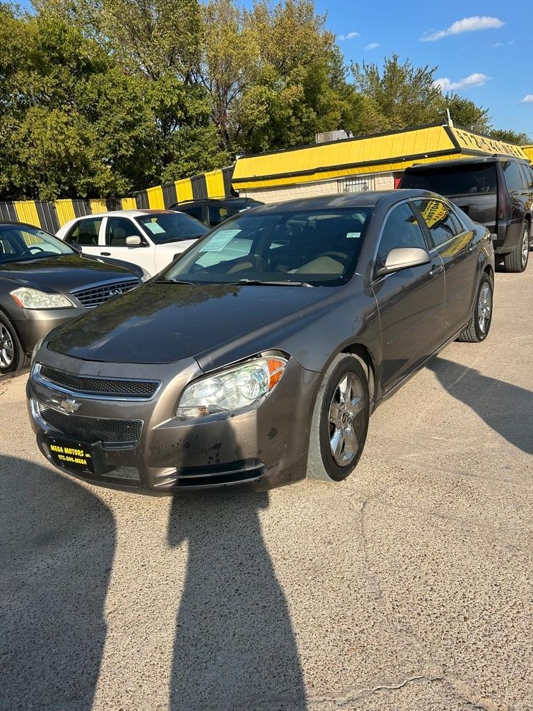 Chevrolet Malibu  2010