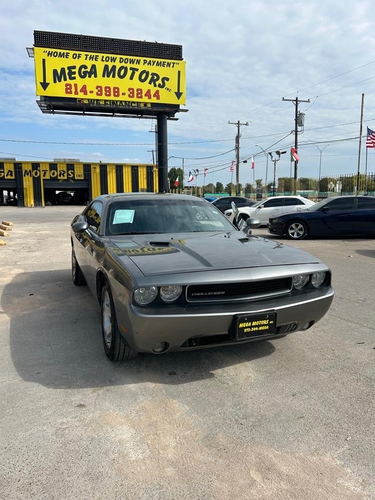 Dodge Challenger  2012