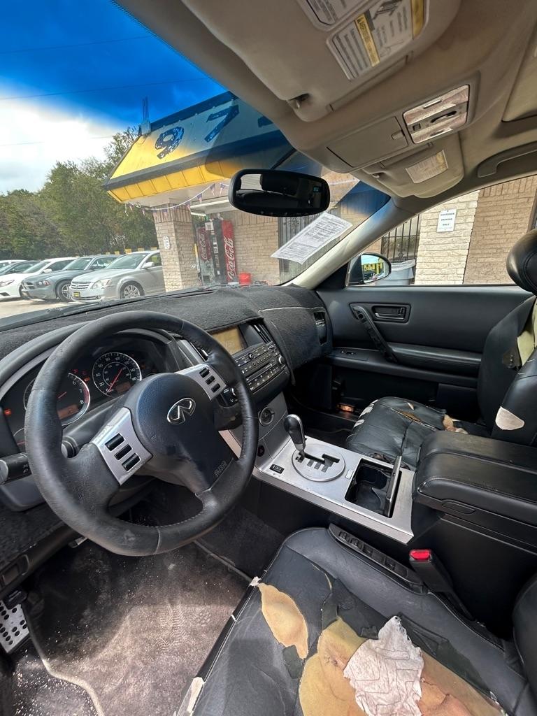 Infiniti FX  2003
