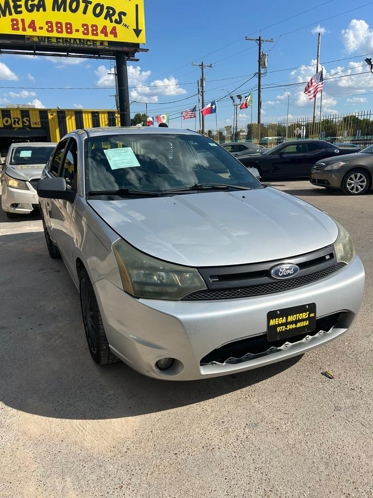 Ford Focus  2011