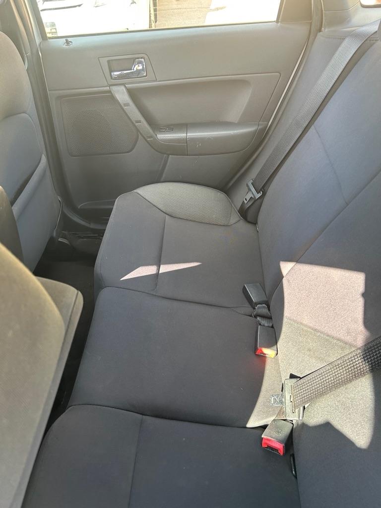 Ford Focus  2011