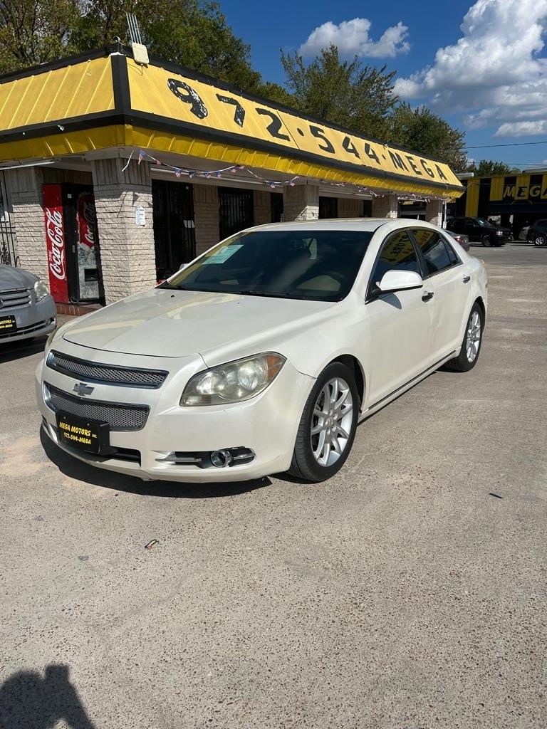 Chevrolet Malibu  2011