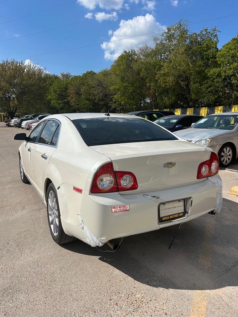 Chevrolet Malibu  2011
