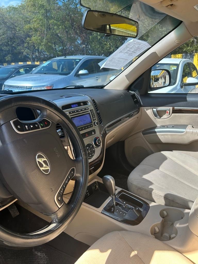 Hyundai Santa Fe  2012