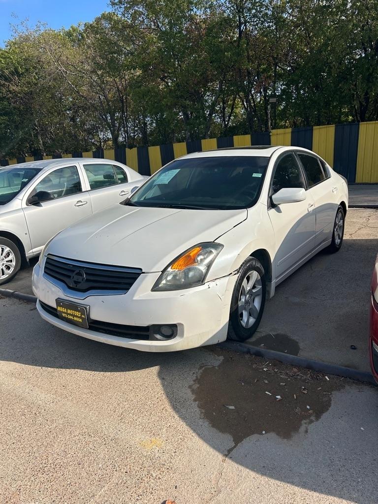 Nissan Altima  2009