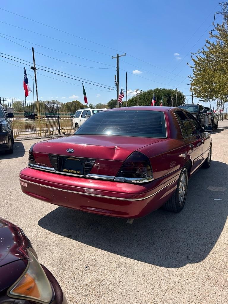 Ford Crown Victoria  2003